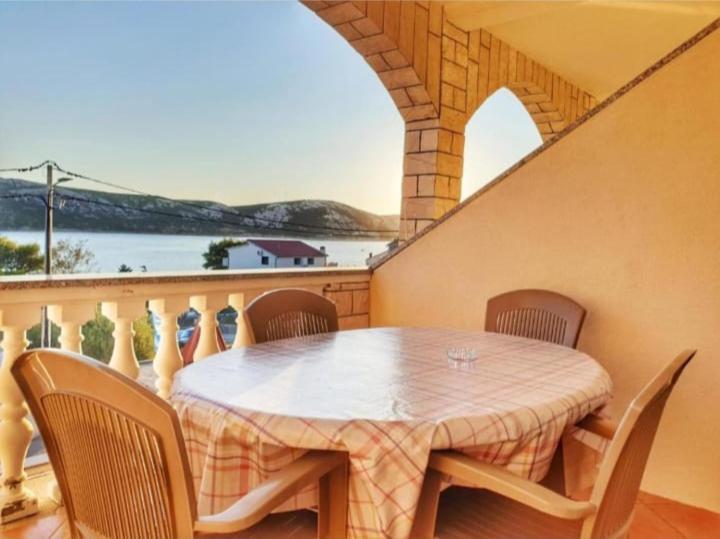 Apartmanibeta ستارا نوفالجا المظهر الخارجي الصورة